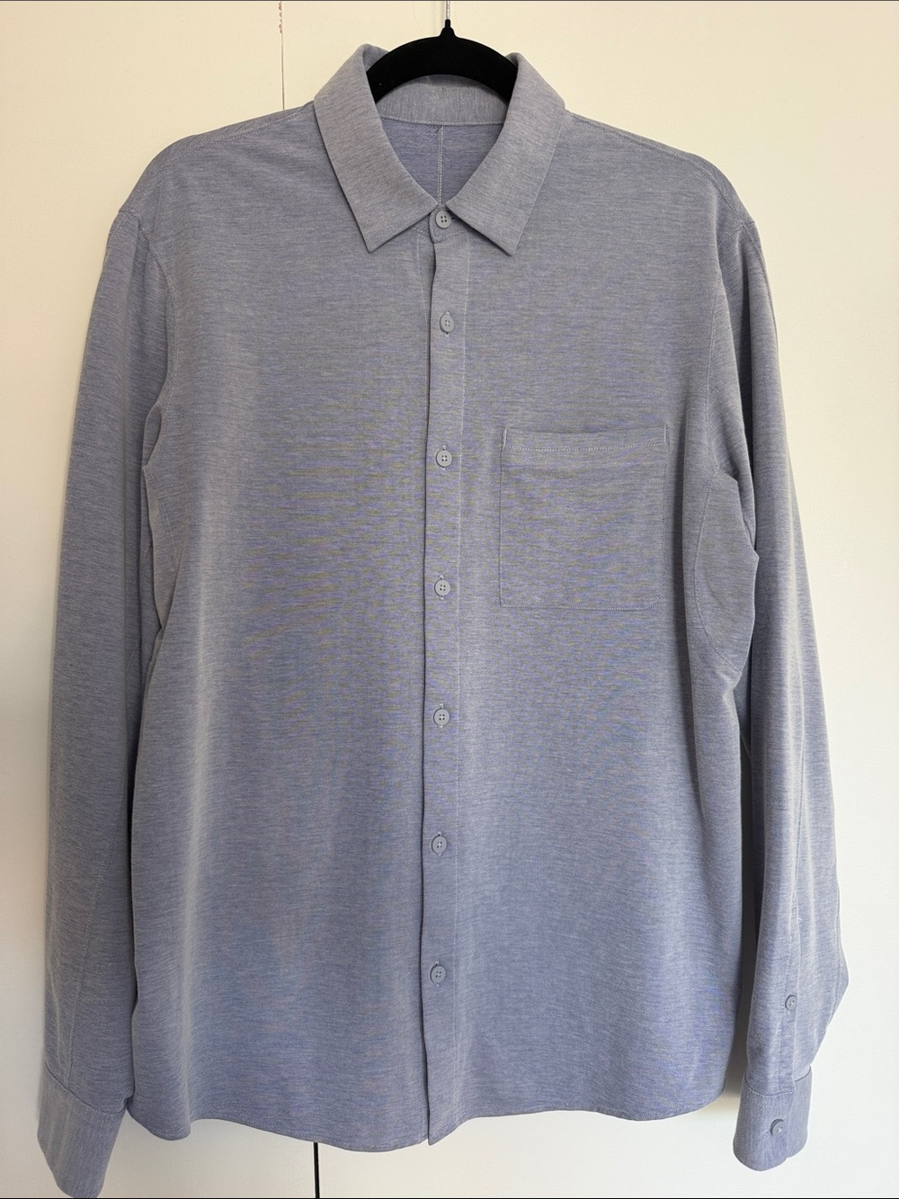 Men’s Lululemon Commission Long Sleeve Button Down - M